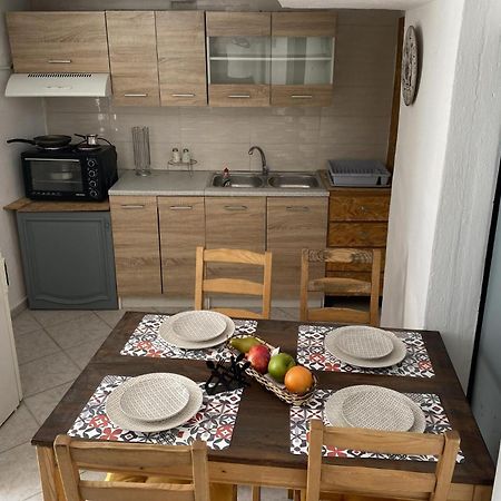 Popi'S Apartment Goníai Dış mekan fotoğraf
